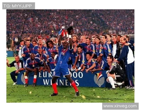 度最佳足球球星荣誉与巅峰表现全景回顾