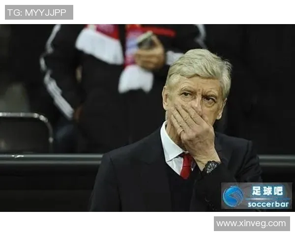 那些经历过艰难挑战最终崭露头角的足球传奇球星故事